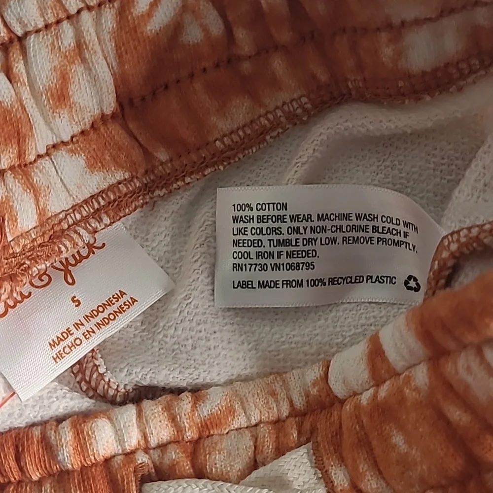 New with tags! Cat & Jack Boys Small orange copper tie dye sweatpants